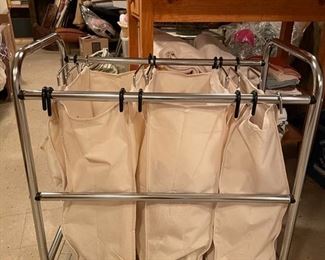 Rolling laundry cart 3 canvas bags 