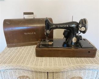 Antique Singer Sewing Machine with Wooden Case
