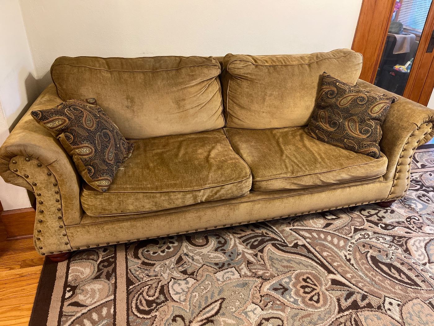 The Pickin Chicks Estate Sale Rockford... starts on 5/19/2023