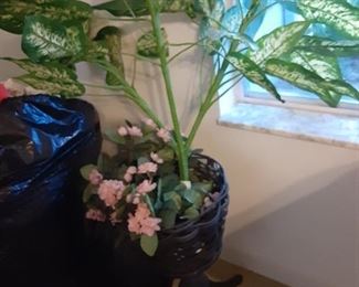 Plant Basket with 3 legs