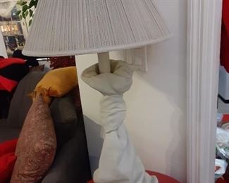 Lamp=2 available
