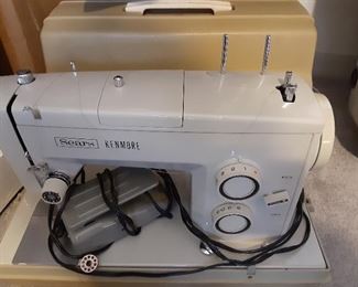 Sears Kenmore Sewing Machine with Carrying Case