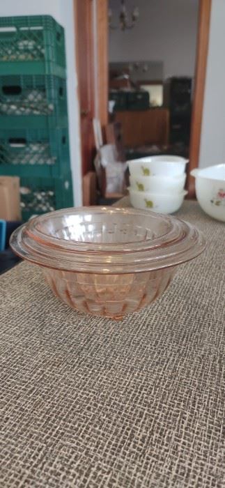 Pink depression mixing bowls 
