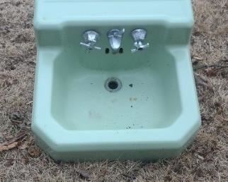 green vintage sink 