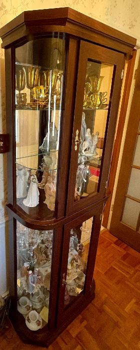 LIGHTED/MIRRORED CURIO CABINET