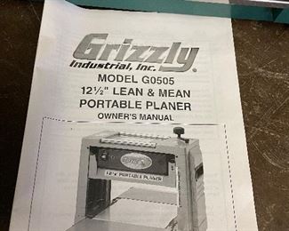 GRIZZLY 12.5" LEAN & MEAN PORTABLE PLANER