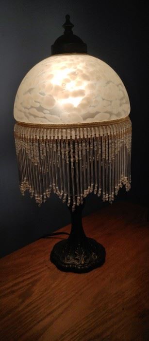 Pair VINTAGE FROSTED ETCHED GLASS FRINGE DOME BEADED SHADE TABLE LAMP VICTORIAN STYLE