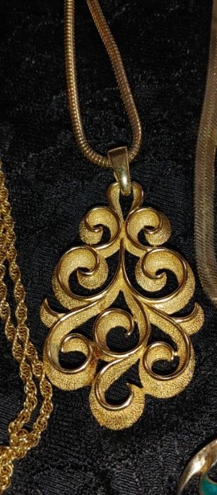 Trifari necklace 