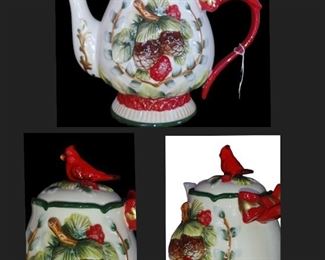 Beautiful red cardinal tea pot