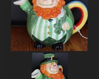 St. Patrick’s Day tea pot