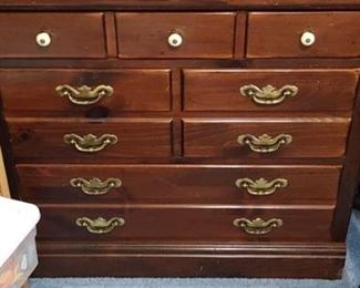 Ethan Allen Vintage Ethan Allen chest Excellent condition  3 drawers. 
32"W x 18.5"D x 30"H