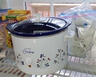New vintage crock pots very large with manual