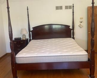 Ethan Allen 4 Poster Bed
