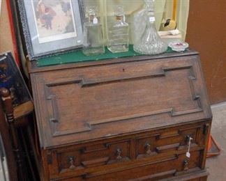 Oak Drop Down desk with Barley Twist legs