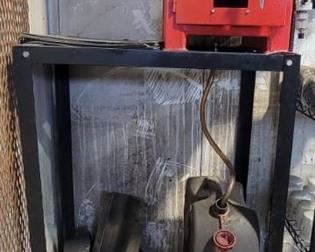 Ranger RP20FC 10 Ton Capacity Oil Filter / Can Crusher With a Heavy Duty Metal Stand