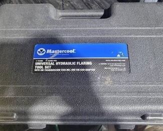 Mastercool Universal Hydraulic Flaring Tool Set 72484