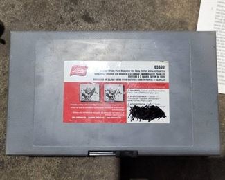 Broken Spark Plug Remover For Ford Triton 3 Valve Engine 65600