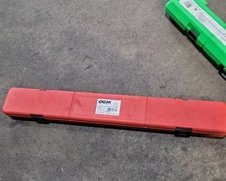 OEM Tools Universal Pulley Holder and Fan Clutch Set 27281