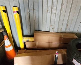 Lot of 10 ULINE Safety Bollard