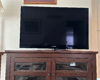 SONY FLATSCREEN TV (2010), TV STAND