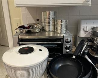 TOASTER OVEN, SALAD SPINNER, COOKWARE