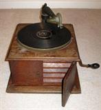 Antique Oak Case RCA Victrolia