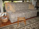 Broyhill 1980's blue/beige/gray upholstered oak wood trim wing back style Queen Size Sleeper Sofa