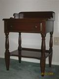 Willet C1962 Cherry End Table