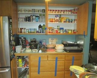 Kitchen:  Canned Food, Kitchen Stuff
