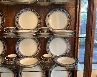 Mikasa intaglio Arabella -12place settings plus extras