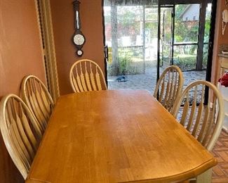 Kitchen table plus 5 chairs