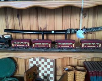 Lionel train set...early metal cars