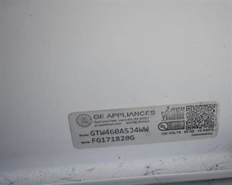 G.E. (like New!) Top Loading Washing Machine with very large capacity tub! Model GTW460ASJ4WW with serial number FG171820G. Beautiful Condition!