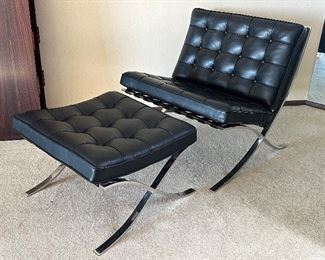 Knoll Barcelona Chair and Ottoman. Awesome set in very good condition with light wear. 

Manufactured in 2000. 

Measures about 29.5" x 31" d x 30.25" h 