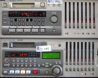 LOT OF 2 TASCAM INCLUDING DA-88, DA-998