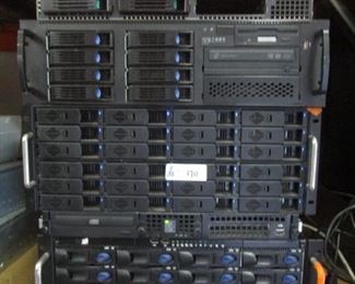 LOT OF 5 RAIDS WITH SOME DRIVES