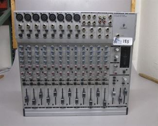 BEHRINGER EURO9 RACK MIXER MX2004A NO PS