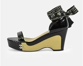 CHANEL Vintage Interlocking CC Logo Sandals in Size 39.5