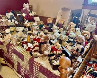 HUGE Boyds Bears Collection
Some are rare!
