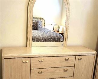 3 Drawer Dresser With 2 Doors And Mirror