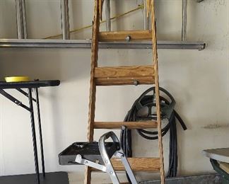 8 Wooden Ladder 3 Step Stool