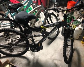 Garage
Ascent, SCHWINN and Excitor bikes
