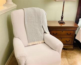 Top Level
Lazy-Boy Rocking Recliner with New stretch Velvet chair cover 