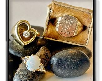 14K Heart Ring
Gold Signet Ring
Gold Fire Opal Ring 