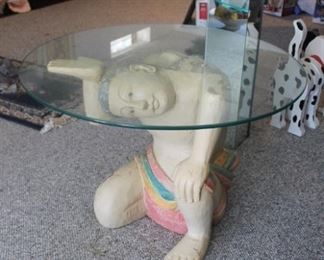 1960’s Polychrome Hand Wood Carved Figuralchöre and Glass Side Table