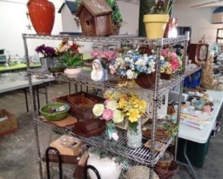 Floral and Wood Decor