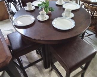High rise Round Dining Table with stools