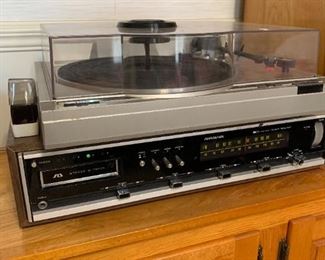 soundesign 8-track/record/stereo