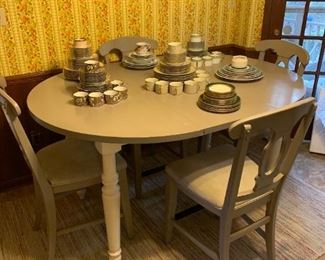 High-top Breakfast table 