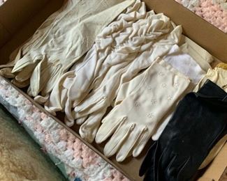 vintage gloves 